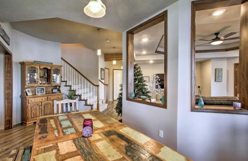 Luxurious Liberty Lake Hideaway with Hot Tub! - Foto 8