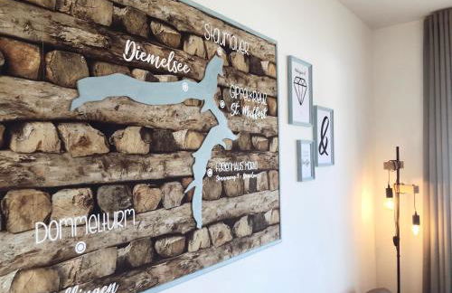 FerienHAUS Marta am Diemelsee im Sauerland mit eigener Sauna, Garten, Terrasse, Balkon und Blick auf den See - Foto 3