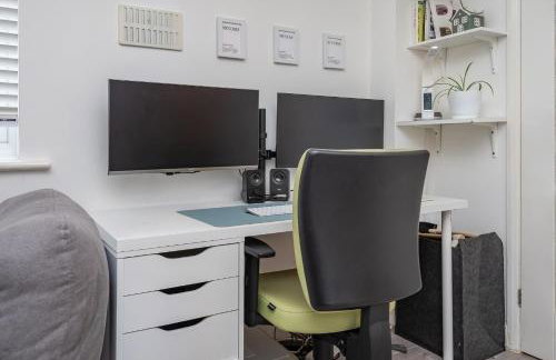 Modern Muse Flat with Free Parking - Foto 5