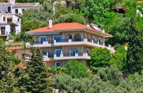 House in Εndless green - Arethousa, Ikaria - Photo 11