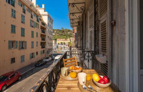 Magnifique 2P avec vue sur le port de Nice - Photo 17