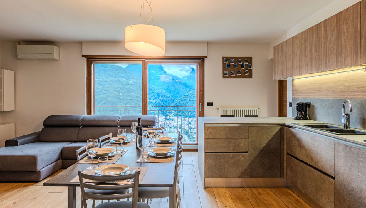 Kitchen / Dining Room