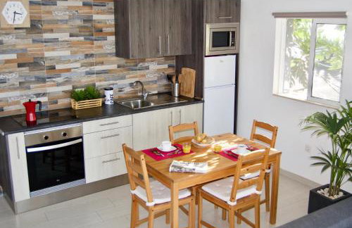 Los Tropicales - Foto 6