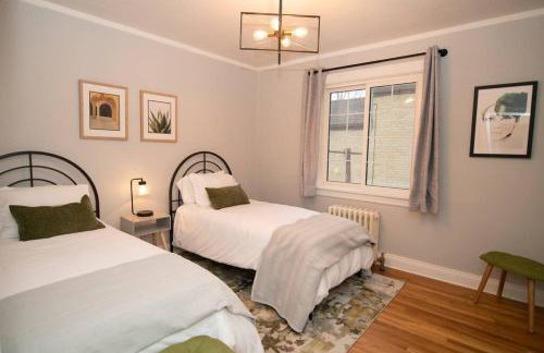 A Touch of Elegance - Foto 12