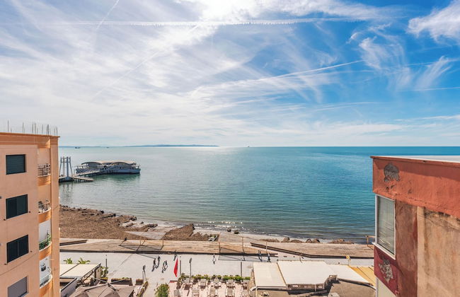 The Promenade Seaview - Photo 40