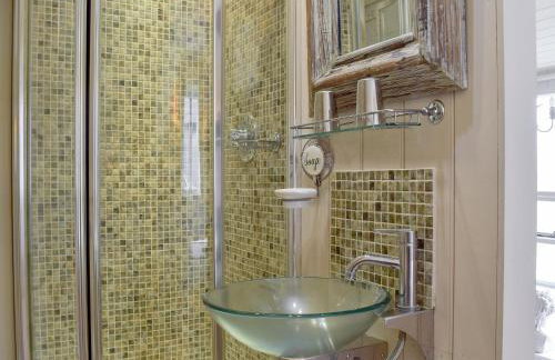 Swallows Nest - Photo 18