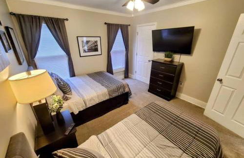 Downtown Kzoo with 3rd Floor Arcade Room - Foto 54