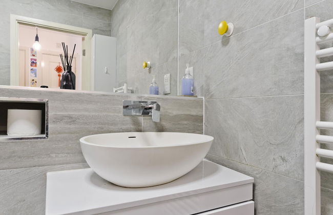 Bright Greenwich Flat Near Canary Wharf by Underthedoormat - Foto 11