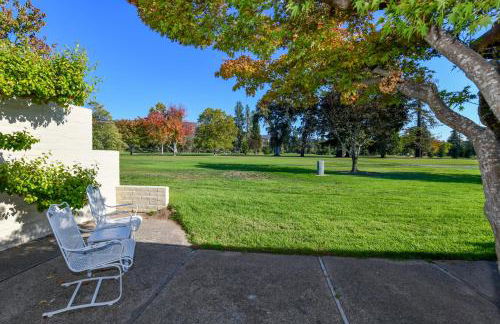 Resort Living with Golf Course Views - Foto 1