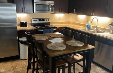 Luxury Apt at the Point Easy Access To and From Downtown 24-7 Parking - Foto 21