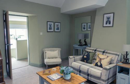 Acorn Apartment - Photo 6