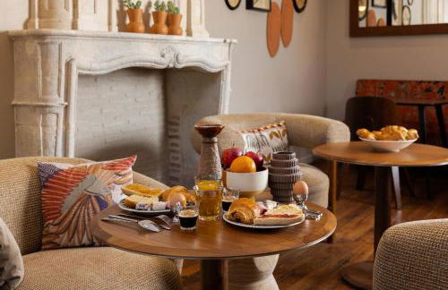 Hôtel Cloître - Entrée autonome, réception en ligne - Encore Mieux - Photo 8