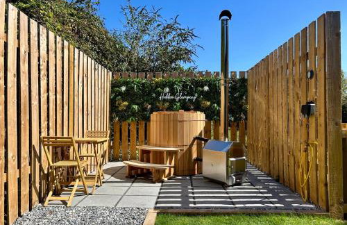 Luxury Shepherds Hut With Wood Fired Hot Tub - Foto 2