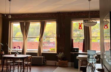 Loft Apartment Historic Downtown Main Street Sylva - Photo 16