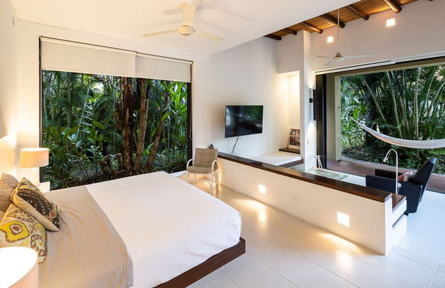 w Splendid 5BR Villa at Mesa de Yeguas - Photo 11