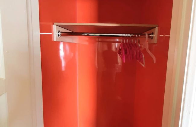 The New Star Motel with Studio-Kitchens: 1950s Extended-Stay Lodging and Retreat Center - Photo 51