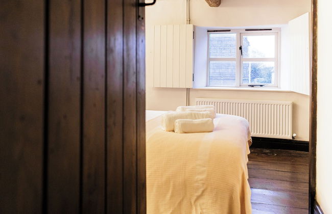 Honeypot Cottage-Lovely Bolthole in Stow - Photo 8