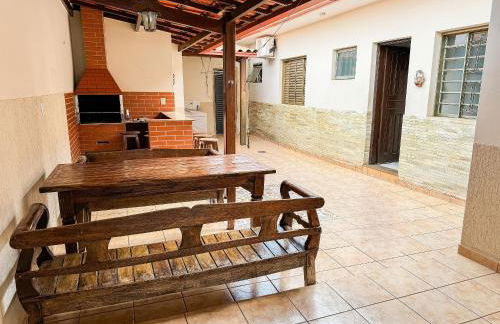 Casa Completa com Churrasqueira em Patos de Minas - Photo 1