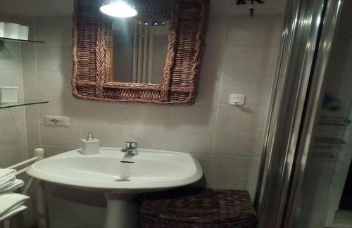 Chalet in Aosta near Pila Ski Lifts - Photo 15