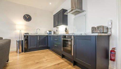 Sea Legs - 2 Bedroom Apartment - Tenby - Foto 3