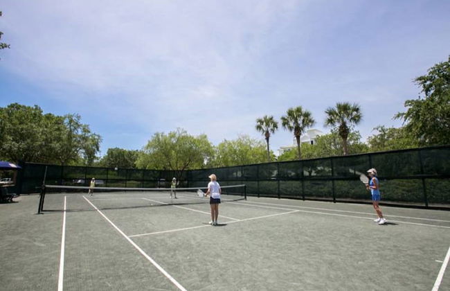 Luau Resort by Panhandle Getaways - Foto 51