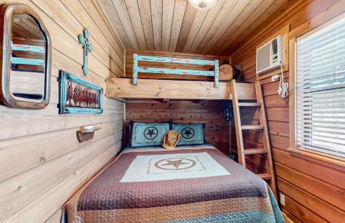 Rock of Ages Cabin at Amazing Grace Canyon - Foto 19