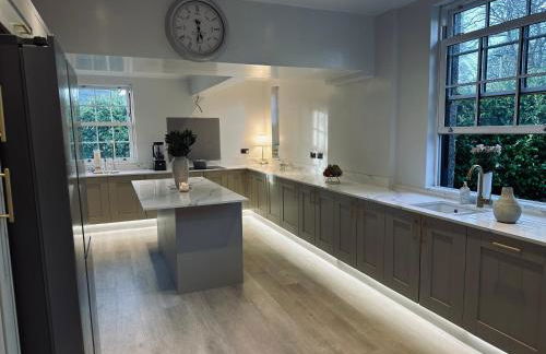 Red Roofs - 5BR Luxury - Large Gardens - EV Point - Near Edinburgh - Photo 7