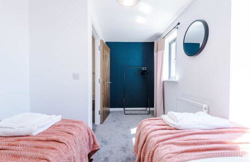 Rest&Recharge at Waterway House (4 Bedrooms, 7 Beds, 2 Bathrooms, Free parking) - Foto 17