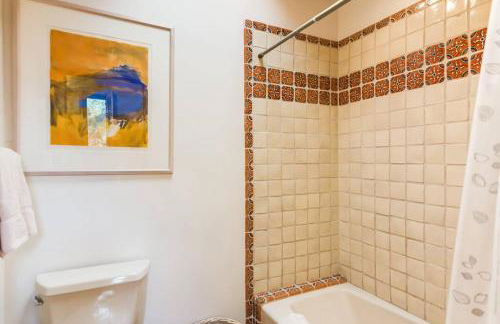 Foothills Retreat- Patios, Rooftop Deck, Quiet, 2BR - Foto 18