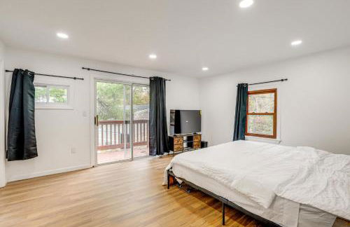 Updated Getaway with Sauna and Yard in Bloomsbury! - Foto 19