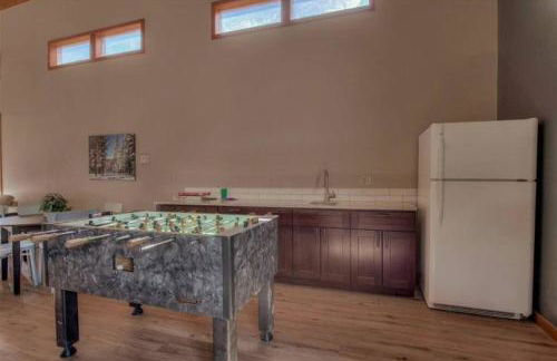 Cozy Ski Condo + Hot Tub + Fireplace + Heated Pool - Foto 18
