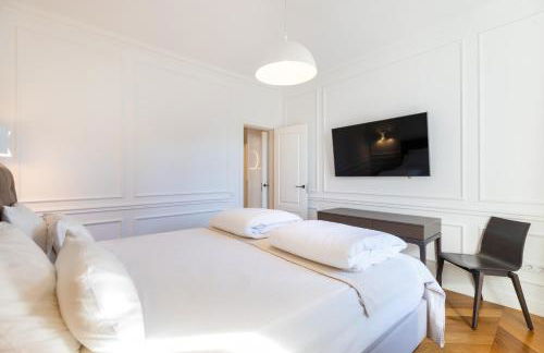 Majestic 4BR/4BATH apartment in Sagrada Familia area - Photo 5