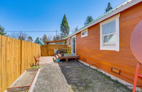 Less Than 1 Mi to Lake Almanor Home with Furnished Decks! - Foto 22