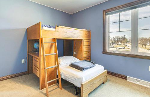 8 Mi to Lambeau Field Family Home in De Pere! - Foto 23