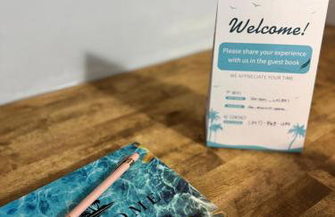 Cozy Room by Hofstra University - Photo 16