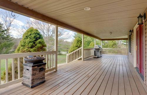 Game Room and On-Site Pond Laurelville Retreat! - Foto 27