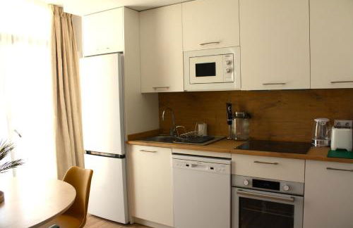 APARTAHOTEL MADRID URBAN SUITES - EDIFICIO EXCLUSIVO- 7 Apartments Boutique Full Equiped - Foto 44