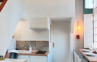 Appartement Bulle d'antan en cœur de ville - Monument classé historique - Grand Jaccuzi - Photo 8