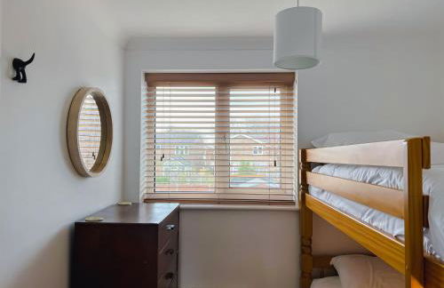 Bright & Cosy - Jacuzzi - Log Burner - King Beds - Foto 13