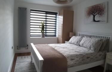 The Annexe Cheadle Hulme - Photo 1