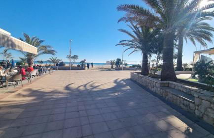 Port Beach I Puerto Sagunto en playa cerca de Valencia - Foto 5
