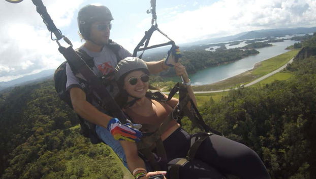 Paragliding in Guatapé - Foto 4