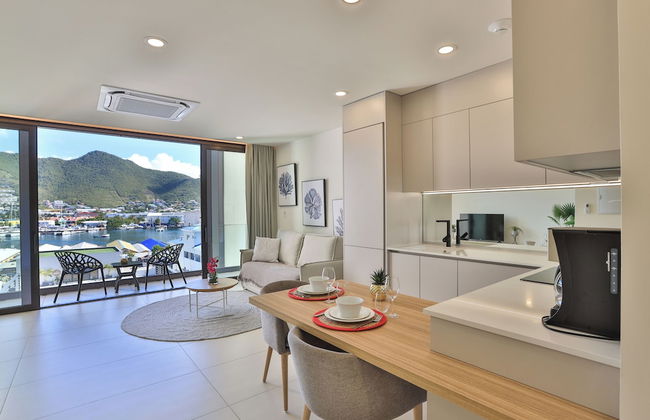 The Hills Residence - Foto 17