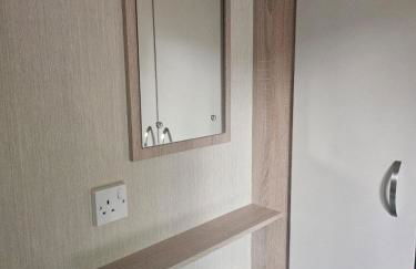 Fawn Lodge, Kelling Heath - Woodland Setting and Pets Welcome - Photo 21