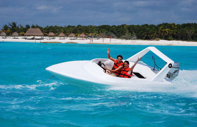 Conducción de lancha rápida por Punta Maroma - Foto 7