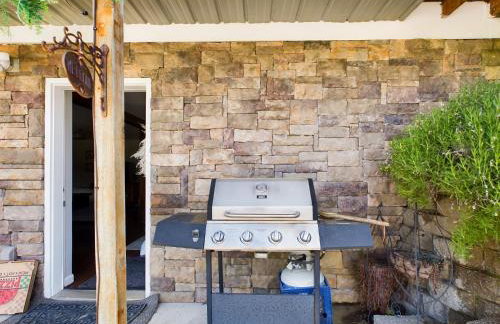 Beautiful Country Apartment, AC, Pickleball, Billiards, Playground, Gardens - Foto 40