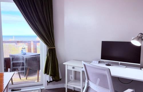 Cozy Panoramic Lake and Lift Bridge Views - Foto 6