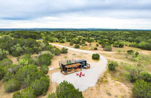 Remote Strawn Container Home with Hot Tub! - Foto 27