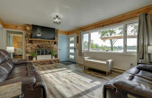 Lakefront Home in Hartford Hot Tub, Kayaks and Dock - Foto 4