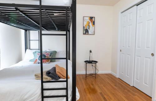 New 4 Apts-198-3 Bed Apt 1st Floor & 3 Bed Apt 2nd Floor - 1 Bed Studio Apt Ground Floor & 1 Bed Studio Apt Ground Floor near Penn Station EWR Newark NJ Airport Hospital Manhattan NYC - Foto 18